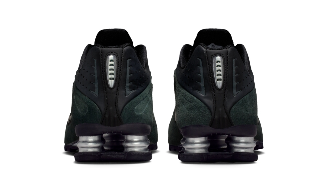【2025年 発売予定】NIKE W SHOX R4 “Black Suede” (ナイキ ショックス “ブラックスエード”) [HQ7739-002]