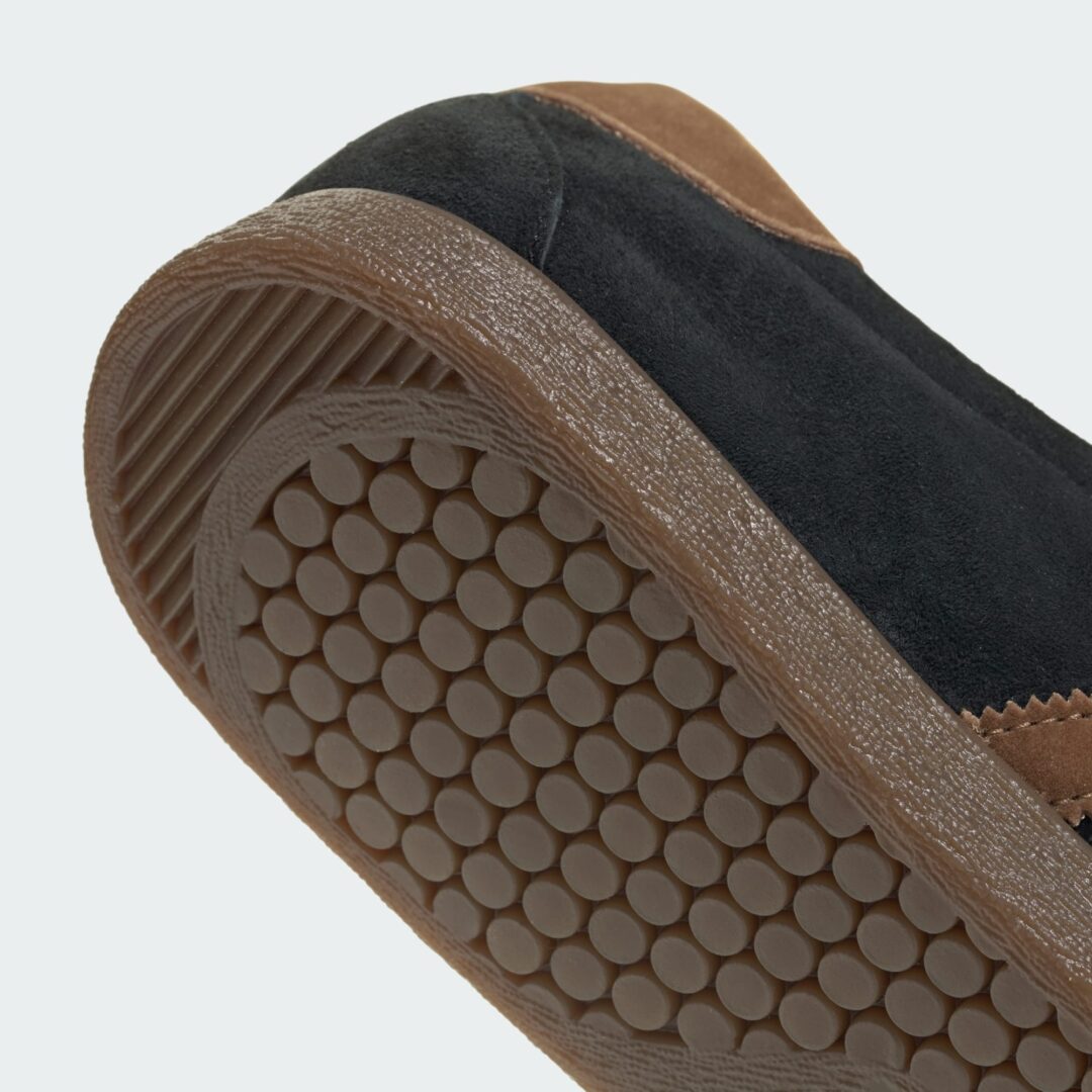 【国内 EXCLUSIVE】adidas Originals TOBACCO for KICKS LAB. “Core Black/Brown Desert”が2025年 10/11 発売 (キックスラボ アディダス オリジナルス タバコ) [HQ9184]