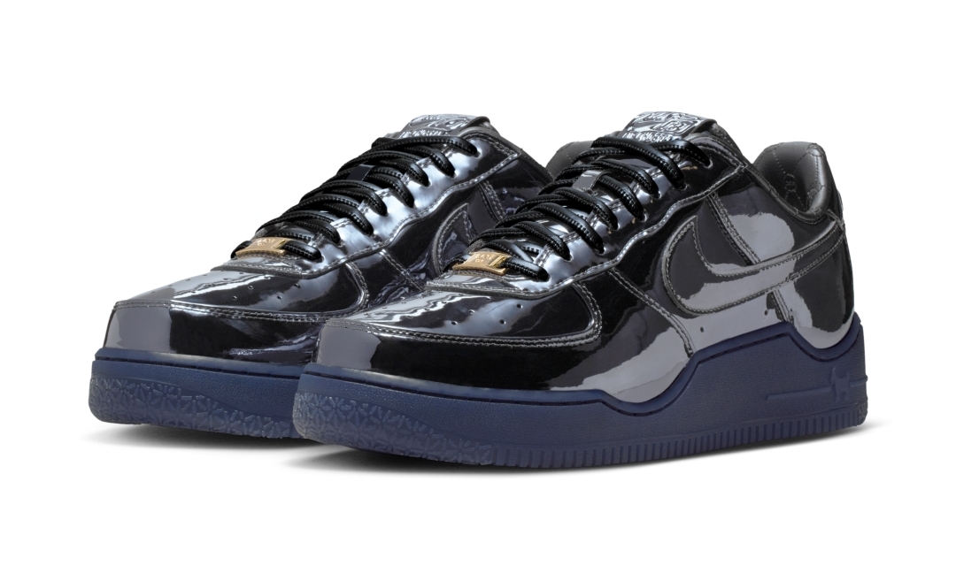 【2025年末 発売予定】LeBron James × NIKE AIR FORCE 1 LOW “Black Patent” (レブロン・ジェームズ ナイキ エア フォース 1 ロー “ブラックパテント”) [IO6129-001]