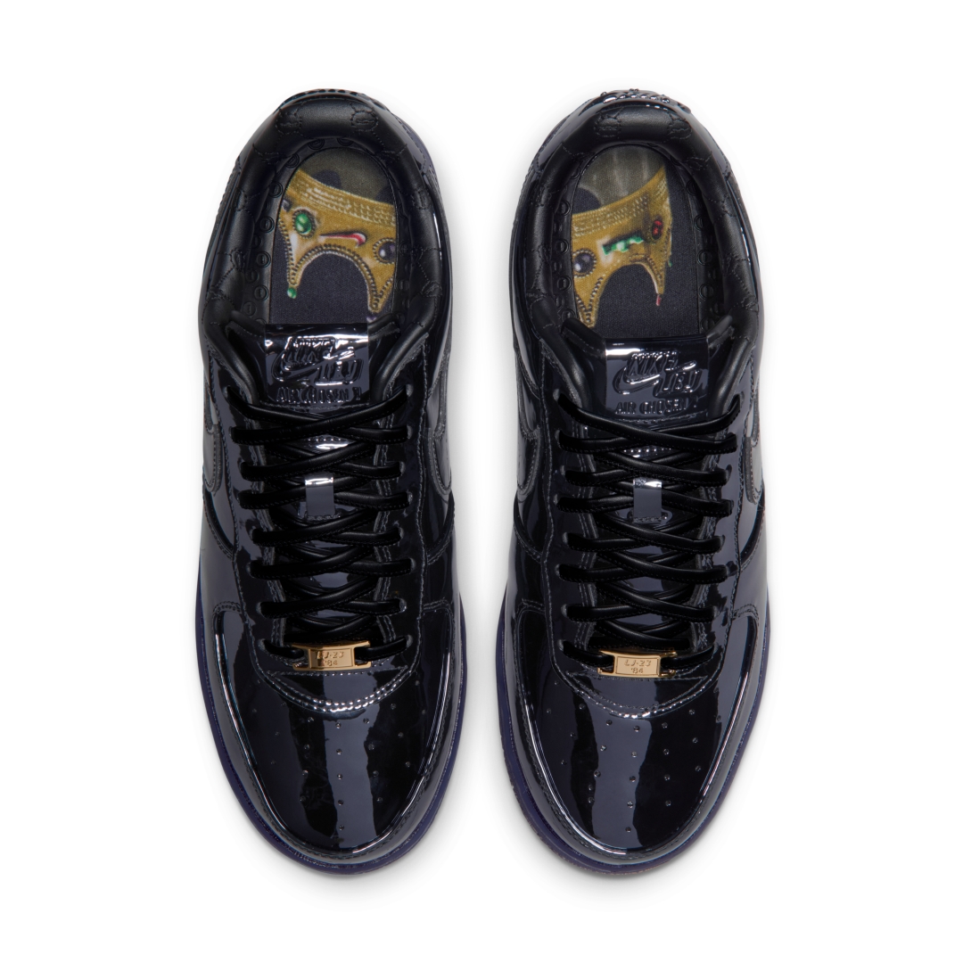 【2025年末 発売予定】LeBron James × NIKE AIR FORCE 1 LOW “Black Patent” (レブロン・ジェームズ ナイキ エア フォース 1 ロー “ブラックパテント”) [IO6129-001]