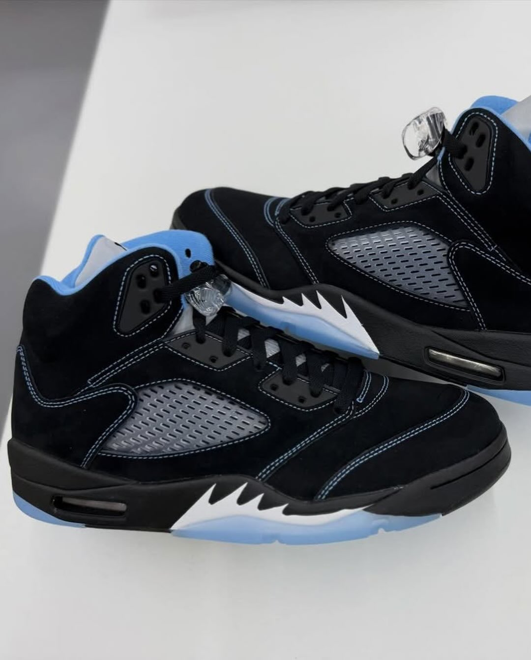 2026年 8/1 復刻予定】NIKE AIR JORDAN 5 “Black/University Blue 2026年 8/1 復刻予定】NIKE AIR JORDAN 5 “Black/University Blue