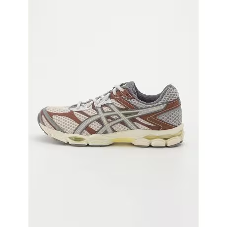【2025年 11/13 & 11/17 発売】emmi × ASICS GEL-CUMULUS 16 “Brown/Lemon Yellow” (アシックス ゲルキュムラス) [1203A957.250]