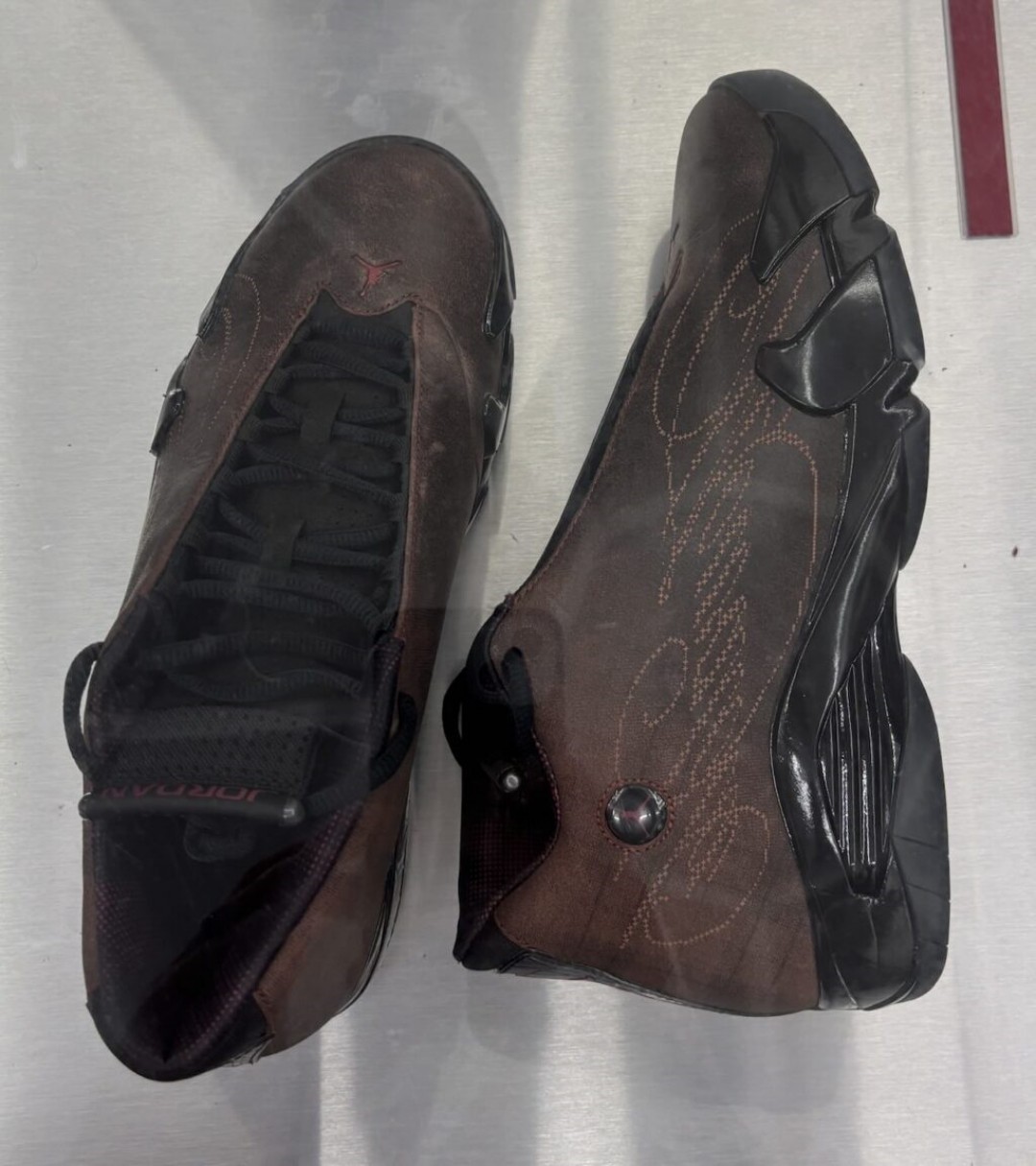 【2026年 9/19 & 9/26 発売予定】Mowalola x NIKE AIR JORDAN 14 SP & MULE “Black/Metallic Silver/Burnt Red” (モワローラ ナイキ エア ジョーダン ミュール “ブラック/シルバー/レッド”) [IR0908-001/IQ5708-001]