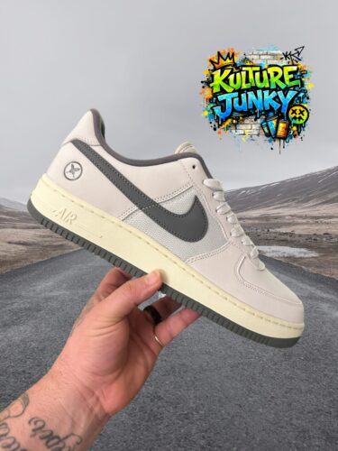 【2026年 秋 発売予定】堀米雄斗 × ナイキ SB × エア フォース 1 ロー "ホワイト/アイアングレー" (Yuto Horigome NIKE AIR FORDC 1 LOW “White/Iron Grey”) [IO8439-100]