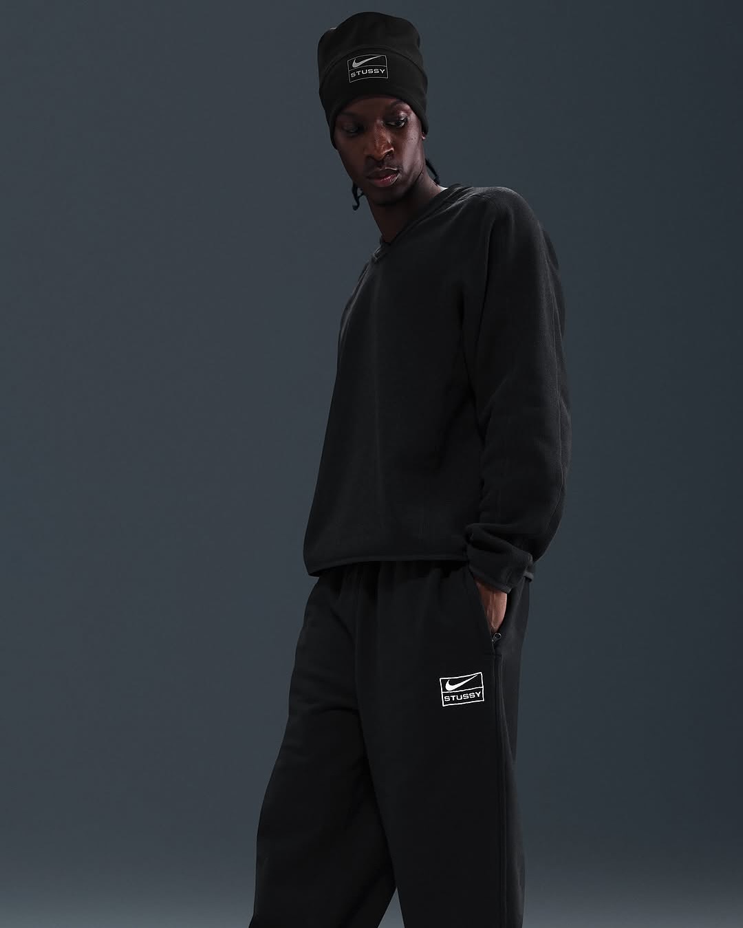 STUSSY × NIKE 2025 FW アパレルコレクションが2025年 10/17 発売予定 (ステューシー ナイキ 2025年 秋冬)