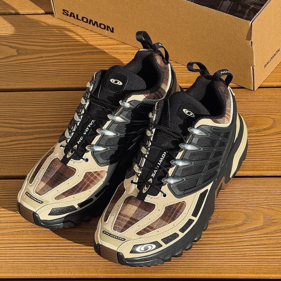 【2025年 12/5 発売】DOVER STREET MARKET {DSM} Exclusive / Salomon “HOLIDAY” (ドーバーストリートマーケット サロモン ホリデー) [L47793300/L47793400/L47793500]
