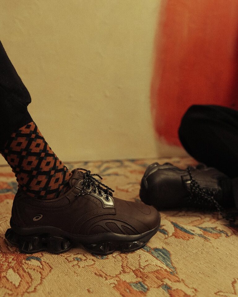 ご*お様 ASICS GEL QUANTUM KINETIC ブラック 2025年 12/19 発売】ASICS GEL-QUANTUM KINETIC SP “Java/Black