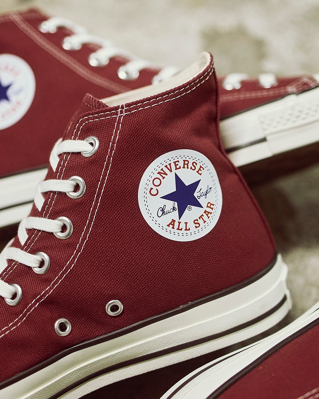 【2025年 11/14 発売】CONVERSE CANVAS ALL STAR J OX/HI “Burgundy” (コンバース キャンバス オールスター “バーガンディー”) [31316720/31316710]