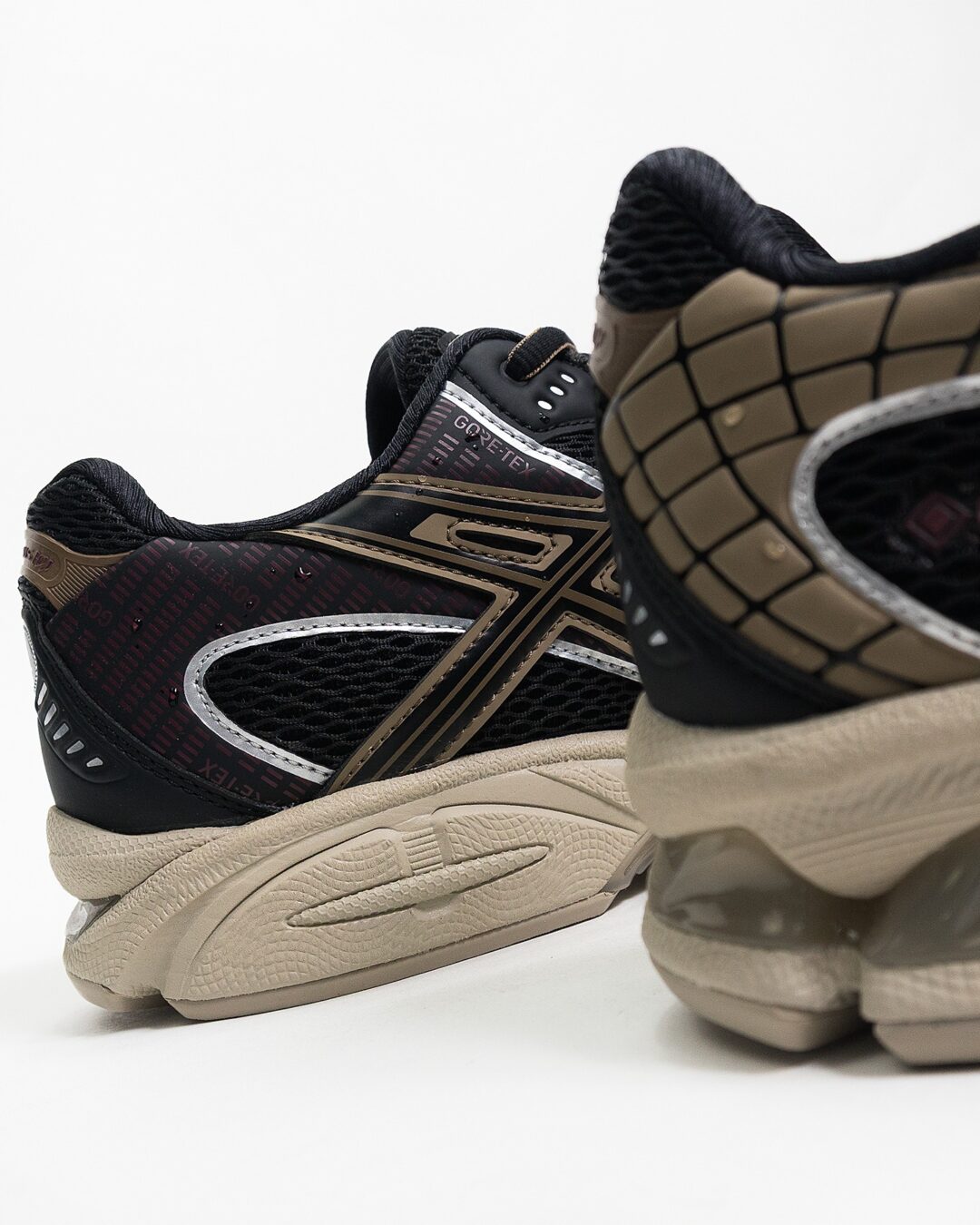 【2025年 11/13 発売】ASICS GEL-NIMBUS 10.1 GTX GORE-TEX “Black/White” (アシックス ゲルニンバス ゴアテックス) [1203A760.001/1203A760.100]
