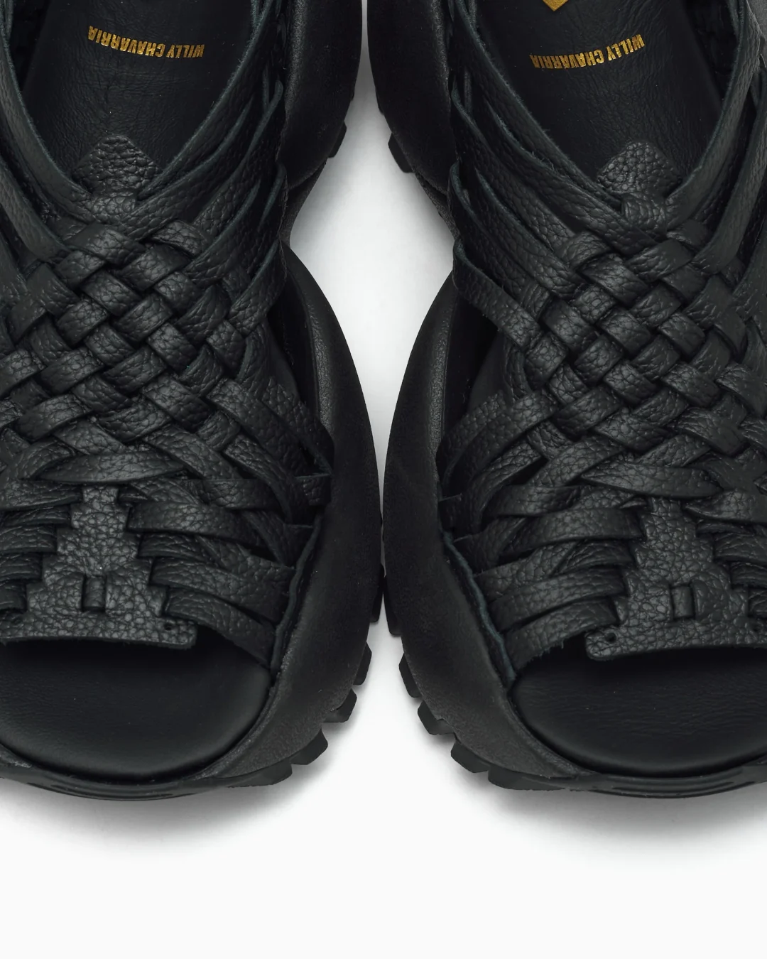 【2025年 10/31 & 年末 発売予定】Willy Chavarria × adidas Originals HUARACHE “Core Black” (ウィリーチャバリア アディダス オリジナルス ワラチェ “ブラック”) [JS2117]