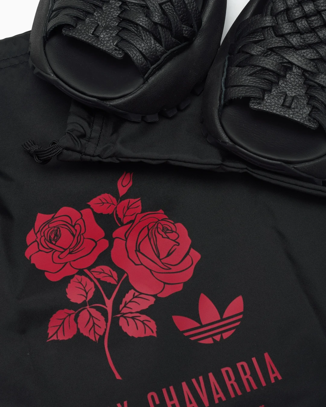 【2025年 10/31 & 年末 発売予定】Willy Chavarria × adidas Originals HUARACHE “Core Black” (ウィリーチャバリア アディダス オリジナルス ワラチェ “ブラック”) [JS2117]