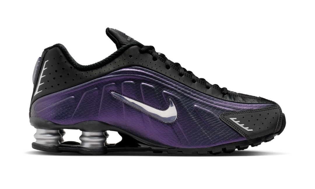 【2025年 12/10 発売】NIKE SHOX R4 “Black/Metallic Silver” (ナイキ ショックス “ブラック/メタリックシルバー”) [IO4546-002]