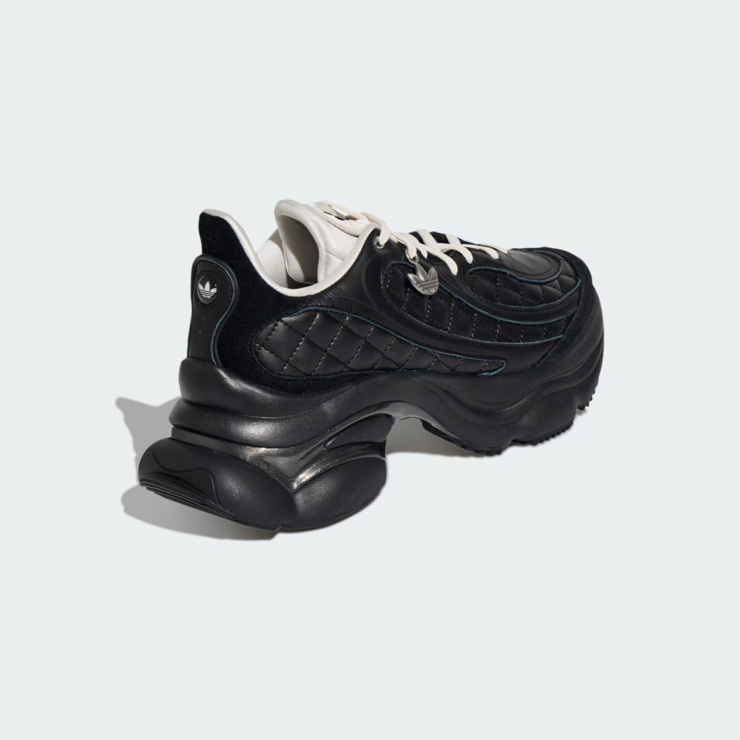 【2025年 11/19 発売】adidas Originals OZVENUZ “Core Black/Silver Metallic” (アディダス オリジナルス オズヴィーナス “ブラック/シルバー”) [KJ3972]