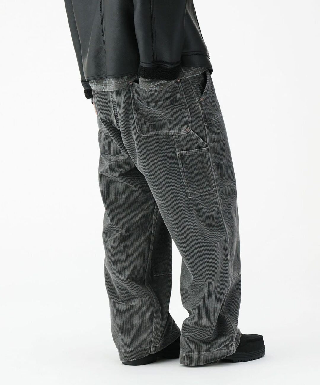 BEAMS 2025 FW “ワイドストレート ダブル二ー コーデュロイ ワークパンツ”が発売 (ビームス)