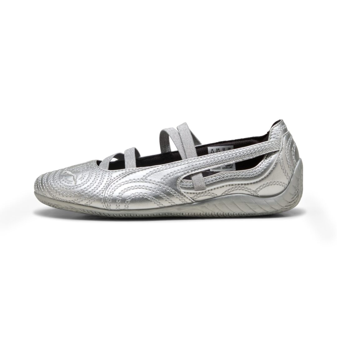 【2025年 11/5 発売】WICKED × PUMA SPEEDCAT BALLET “Silver Slippers” (ウィキッド プーマ スピードキャット バレエ “シルバースリッパ”) [407135-01]