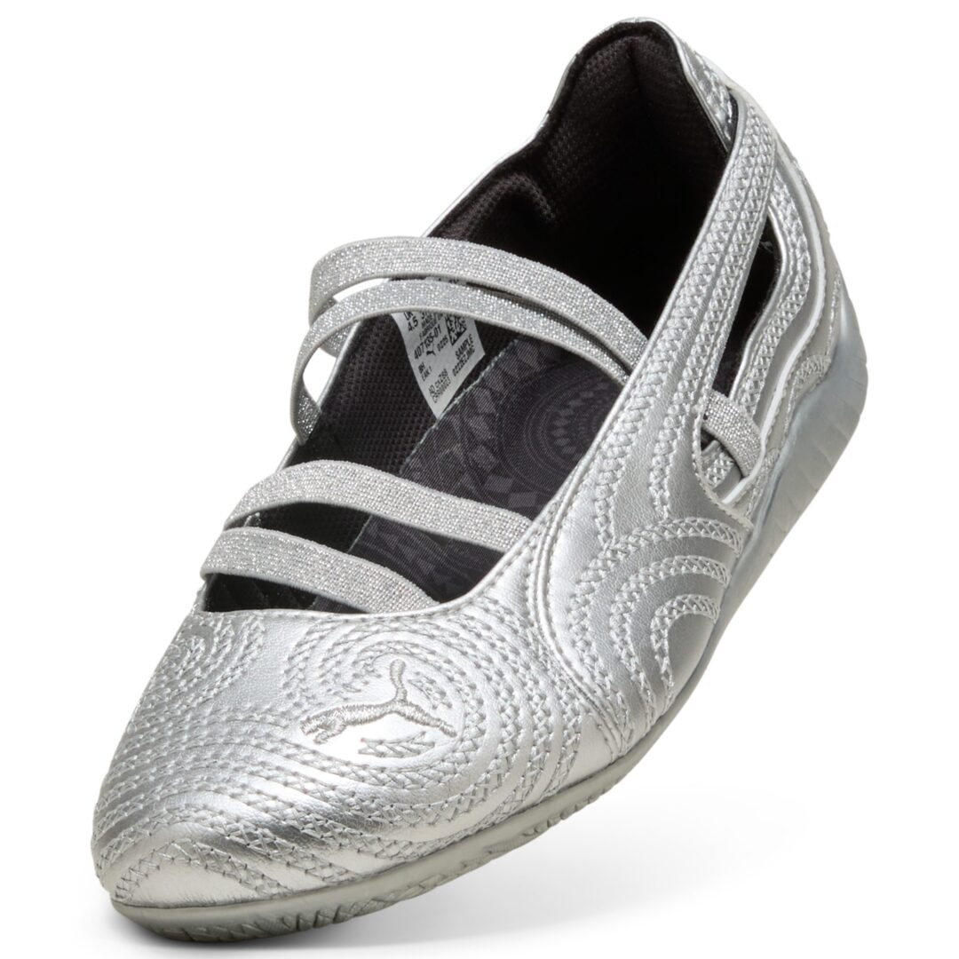 【2025年 11/5 発売】WICKED × PUMA SPEEDCAT BALLET “Silver Slippers” (ウィキッド プーマ スピードキャット バレエ “シルバースリッパ”) [407135-01]