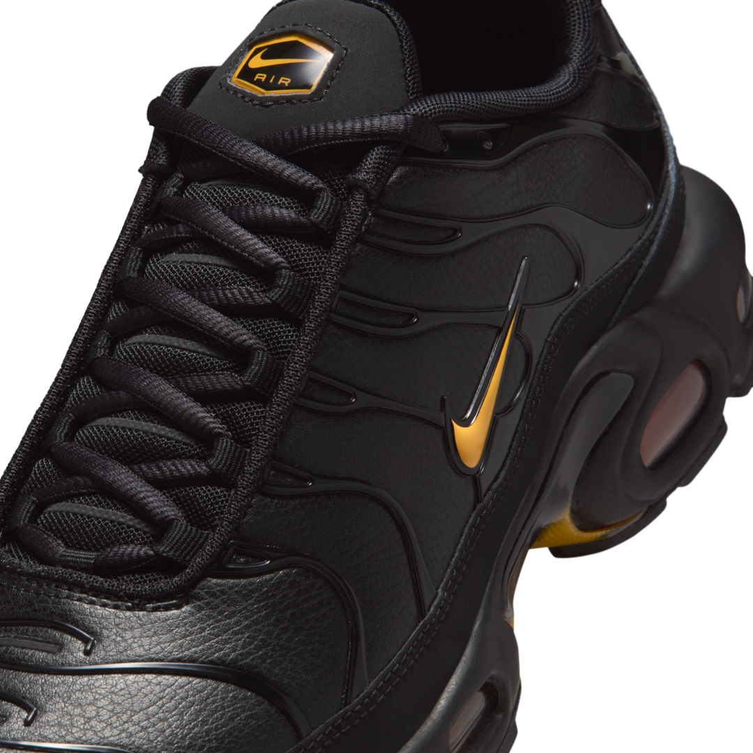 【2025年末 発売予定】NIKE AIR MAX PLUS PREMIUM “Black/Laser Orange” (ナイキ エア マックス プラス プレミアム “ブラック/レーザーオレンジ”) [IF4390-001]