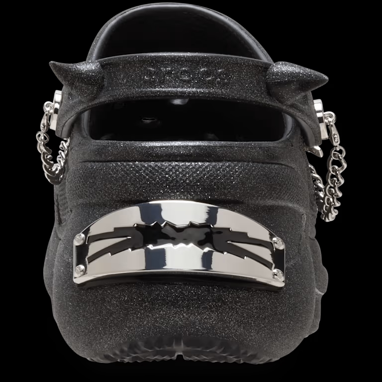 LE SSERAFIM × crocs Bae Clogが2025年 11/6 発売 (ル セラフィム クロックス ベイ クロッグ)