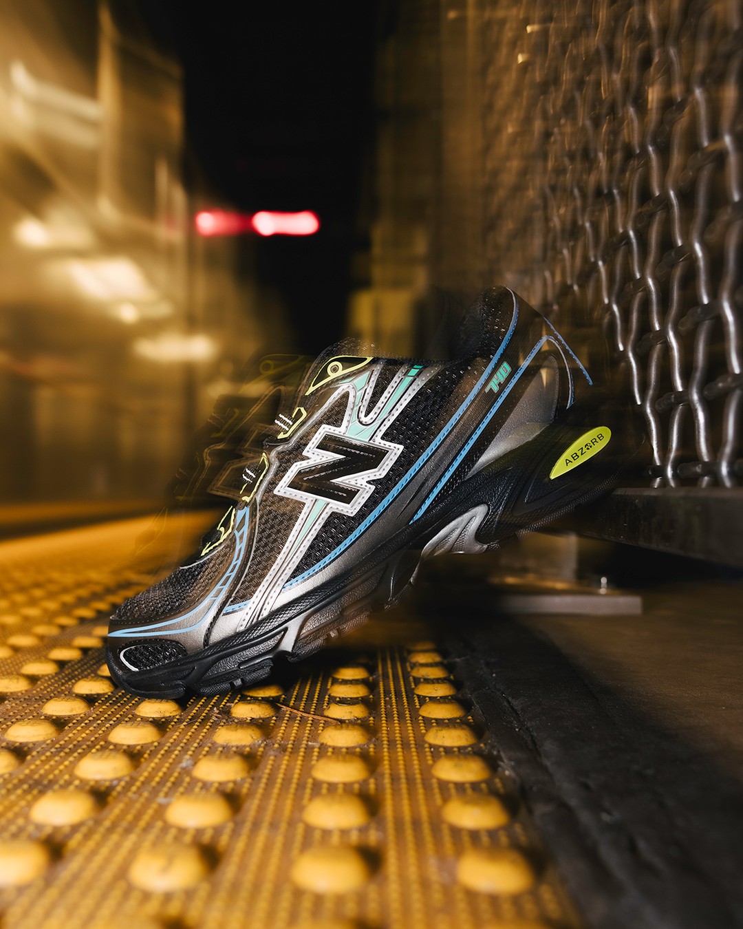 【2025年 12/1 発売】DTLR x New Balance 740 “Night Moves” (ニューバランス)