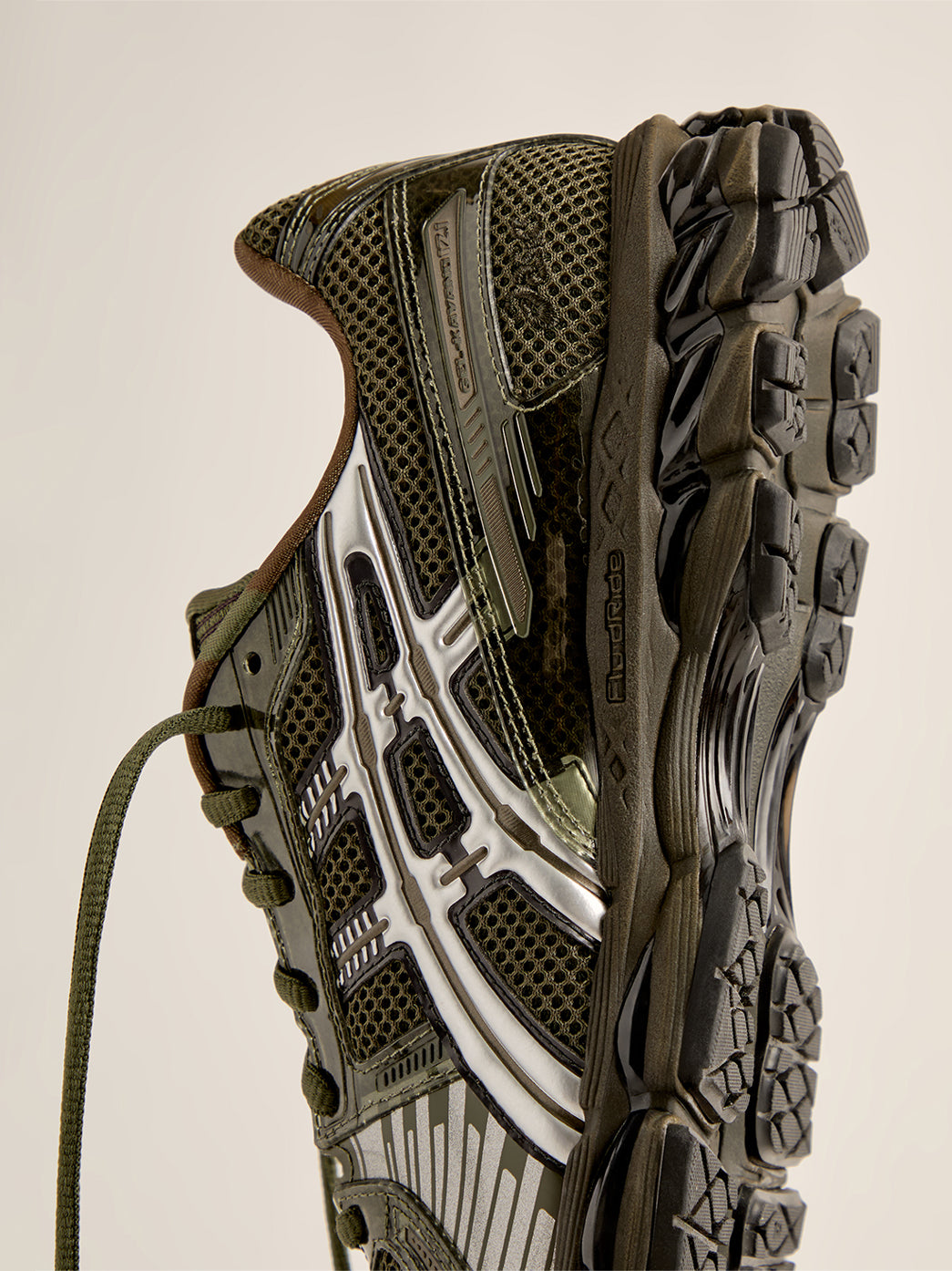 【2025年 11/14 発売】KITH x Marvel vs. Capcom x ASICS (キス マーベル ヴァーサス カプコン アシックス)