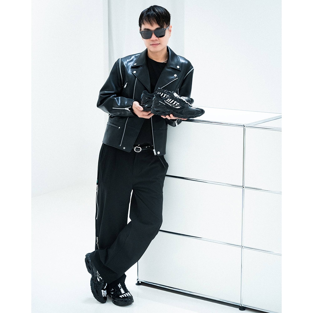 【2025年 11/21 発売】SBTG x Mizuno WAVE RIDER 10 “Black/White” (サボタージュ ミズノ ウェーブ ライダー) [D1GD2526-01]