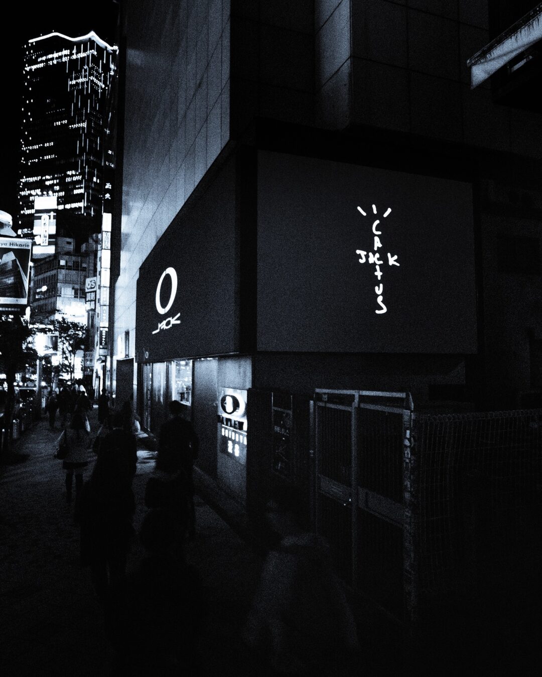 Travis Scott/Cactus Jack x Oakley “MUZM X-Metal Juliet”が2026年 発売予定 (トラヴィス・スコット/カクタスジャック オークリー)