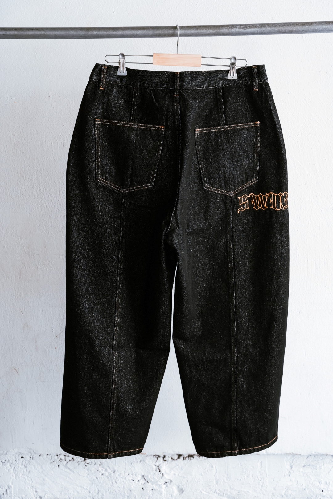 【抽選販売】S.W.U.N “Baggy Denim Pants” 2カラー (エスダブルユーエヌ “バギーデニムパンツ”)