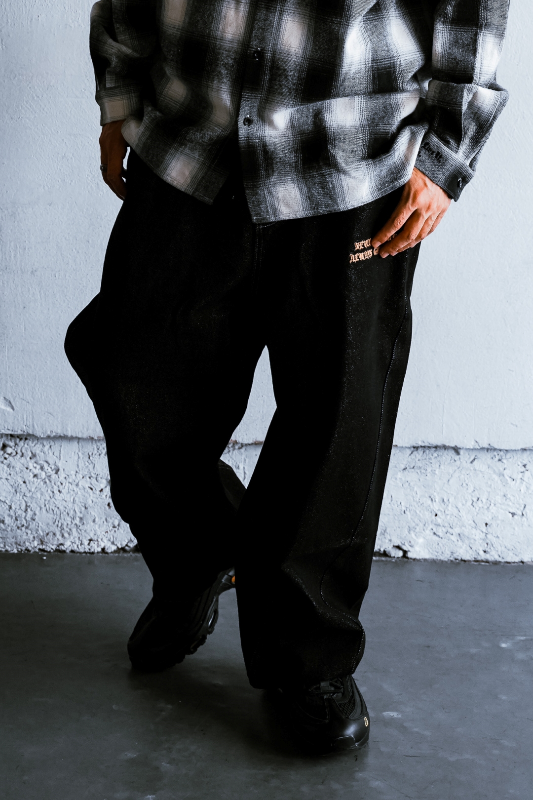 【抽選販売】S.W.U.N “Baggy Denim Pants” 2カラー (エスダブルユーエヌ “バギーデニムパンツ”)