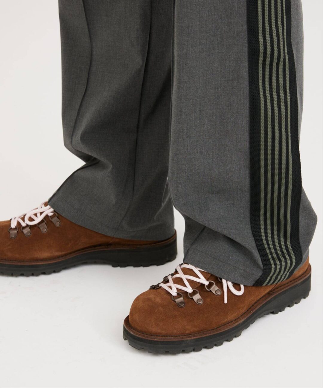 NEEDLES × JOURNAL STANDARD 2025 FW 別注 “トラック スラックス”が12月上旬 発売 (ニードルズ ジャーナルスタンダード)