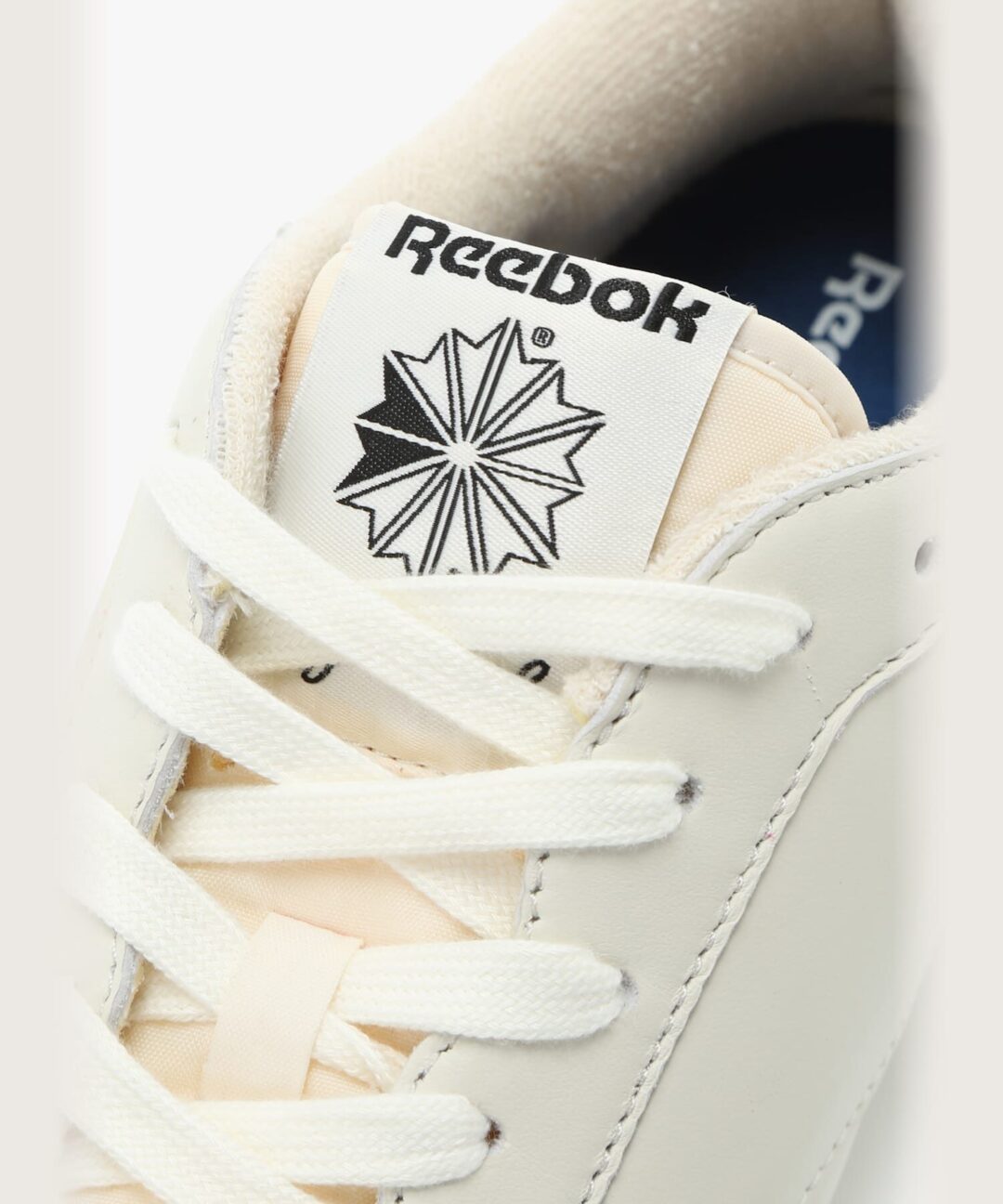 【2025年 12/5 発売】agnes b × REEBOK CLUB C 85 VINTAGE (アニエスベー リーボック クラブ C ビンテージ) [930EAS190000]