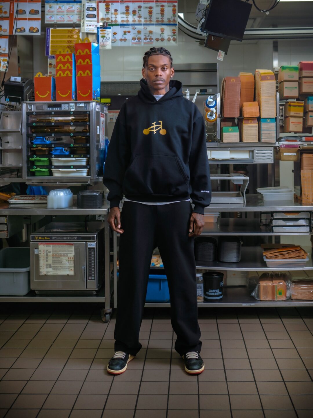 Nigel Sylvester x McDonald’s “Employee of the Month”が海外 2025年 12/5 発売 (ナイジェル・シルベスター マクドナルド “エンプロイー・オブ・ザ・マンス”)