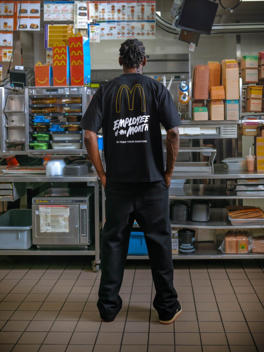 Nigel Sylvester x McDonald’s “Employee of the Month”が海外 2025年 12/5 発売 (ナイジェル・シルベスター マクドナルド “エンプロイー・オブ・ザ・マンス”)