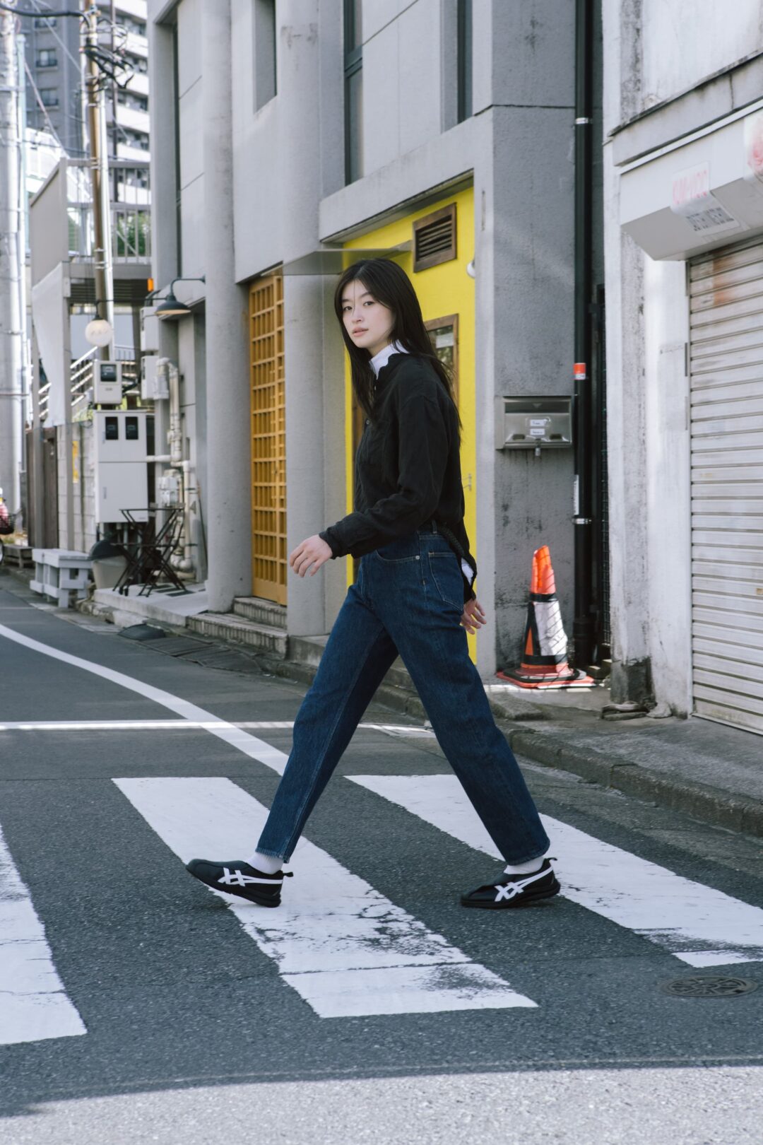 【2025年 12/4 発売】ABC-MART GRAND STAGE × ASICS WALKING LIFEWALKER LE “Black/White” (エービーシー・マート アシックス ライフウォーカー)