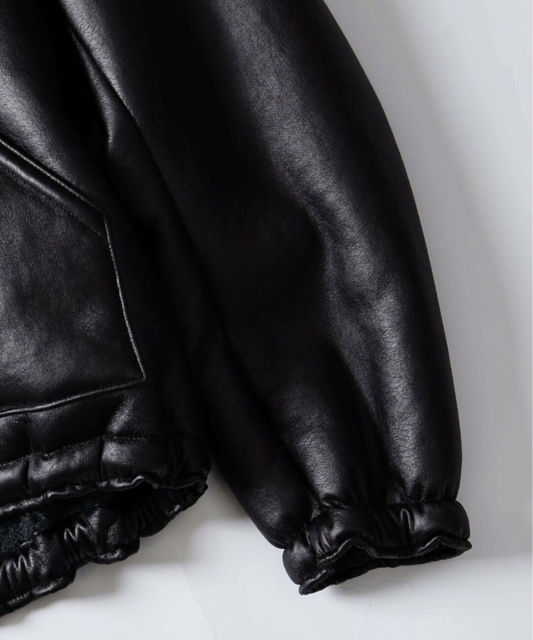 JOURNAL STANDARD relume 2025 FW “フェイクムートン リバーシブル フーディ ブルゾン”が12月下旬 発売 (ジャーナルスタンダード レリューム)