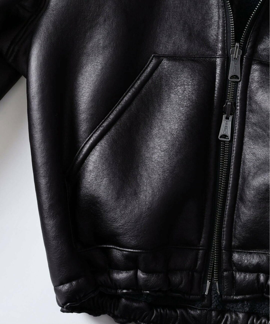 JOURNAL STANDARD relume 2025 FW “フェイクムートン リバーシブル フーディ ブルゾン”が12月下旬 発売 (ジャーナルスタンダード レリューム)