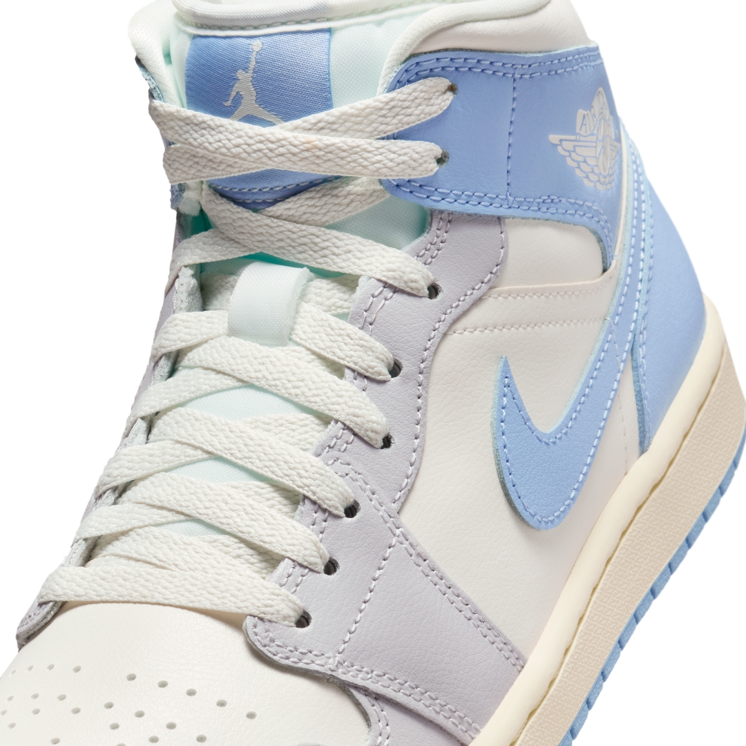 【2025年 発売予定】NIKE W AIR JORDAN 1 MID “Psychic Blue/Sail/Coconut Milk” (ナイキ エア ジョーダン 1 ミッド “サイキックブルー”) [BQ6472-402]