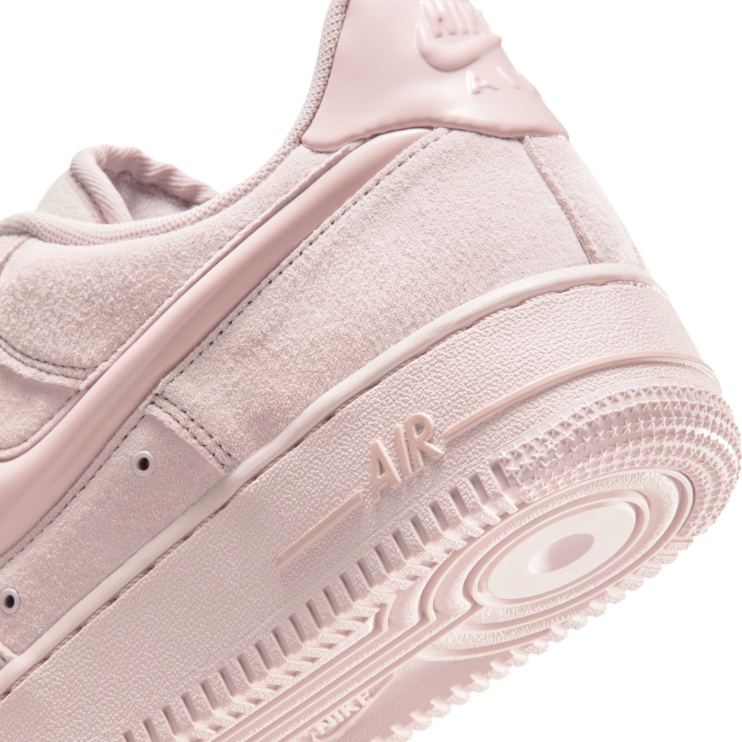 【2025年末 発売予定】NIKE W AIR FORCE 1 LOW “Silt Red/Particle Pink” (ナイキ エア フォース ロー “シルトレッド/パーティクルピンク”) [HV4406-601]