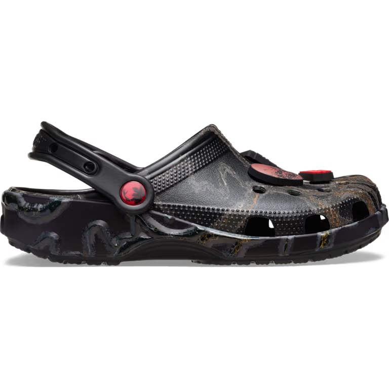 クロックス × ストレンジャー・シングス コラボコレクションが2025年 11/20 発売 (Crocs Stranger Things)