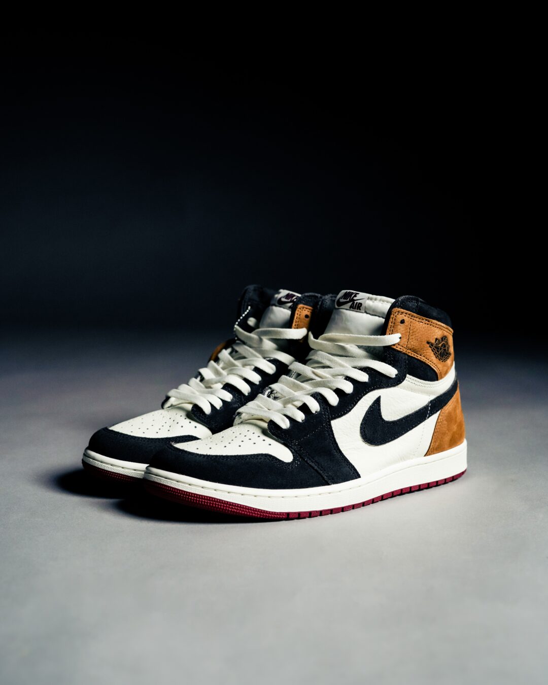 【2026年 7/2 & 8/1 発売予定】NIKE AIR JORDAN 1 HIGH OG “Love The Game” (ナイキ エア ジョーダン 1 ハイ “ラブ ザ ゲーム”) [DZ5485-201]