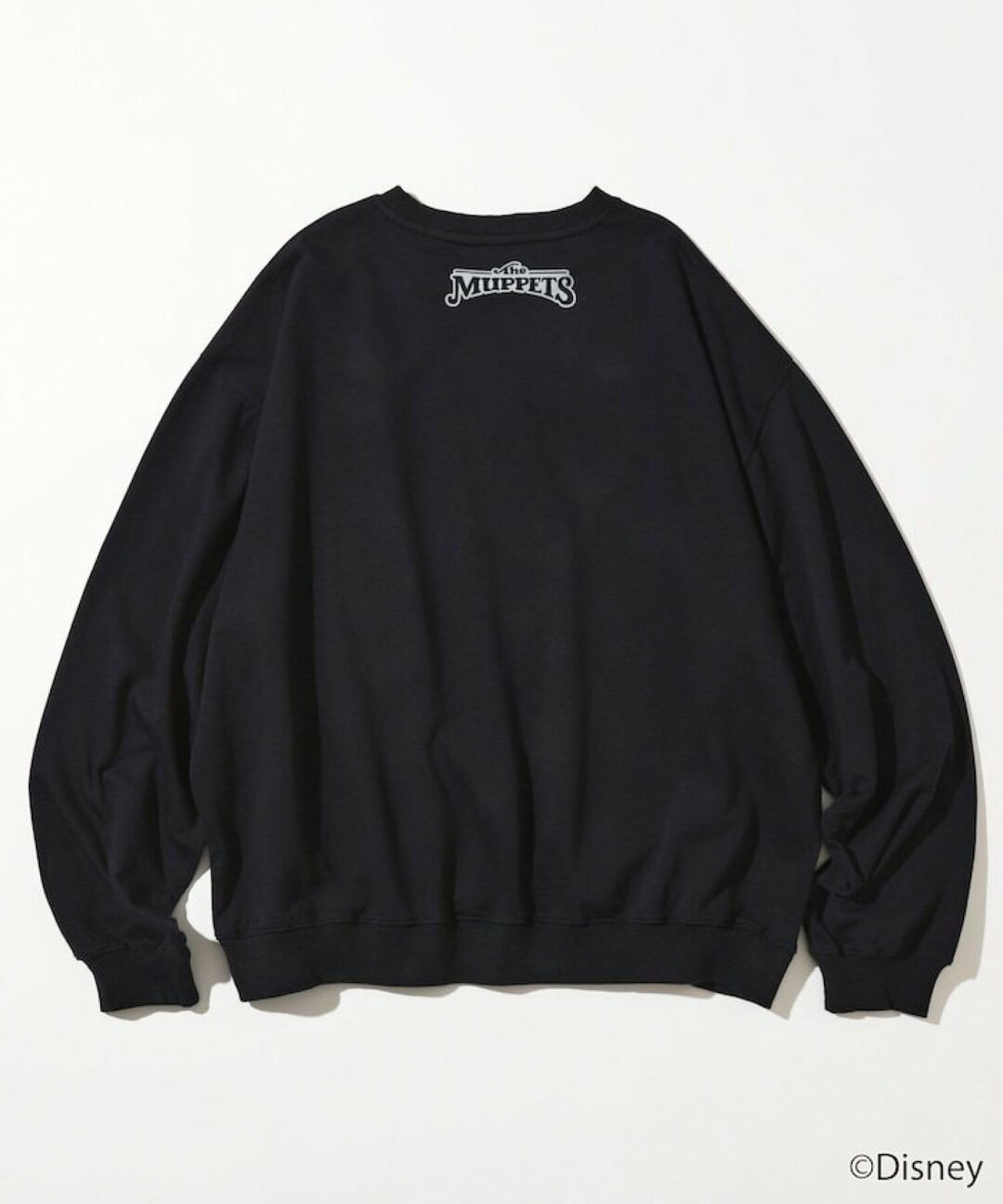 『カーミット・ザ・フロッグ』グラフィックプリントが目を引くクルーネックスウェットが発売 (The Muppets KERMIT THE FROG)