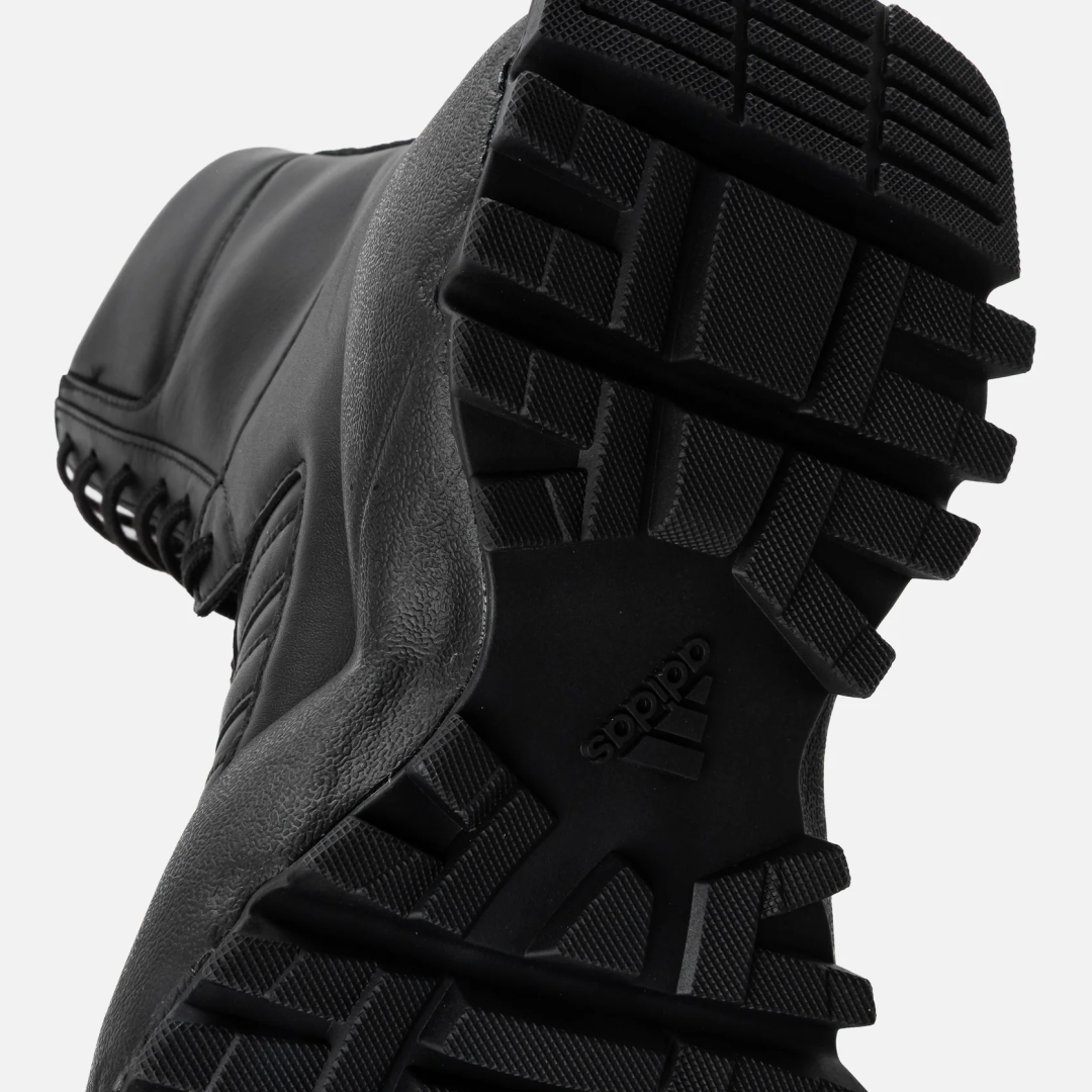 【一部海外発売 / 2025年 11/21 発売】Willy Chavarria × adidas Originals FORUM BOOT “Core Black” (ウィリーチャバリア アディダス オリジナルス フォーラム ブーツ) [HQ4879]