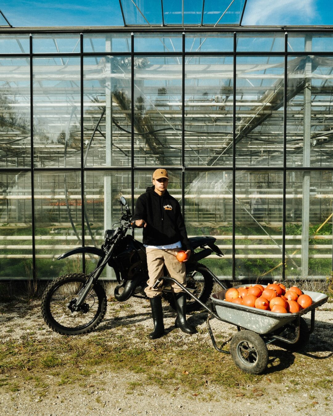 Carhartt WIP × BSTN “FEINKOST PACK”が2025年 11/8 発売 (カーハート ボストン)