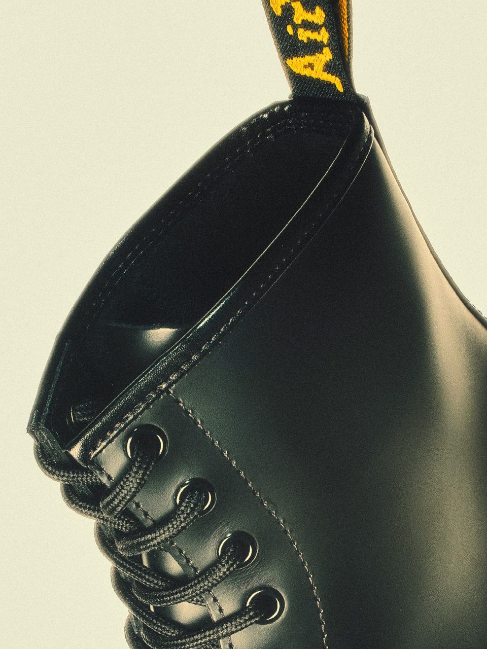 Dr. Martens初の完全防水のレインブーツ「1460 RAIN」が2025年 11/7 発売 (ドクターマーチン)