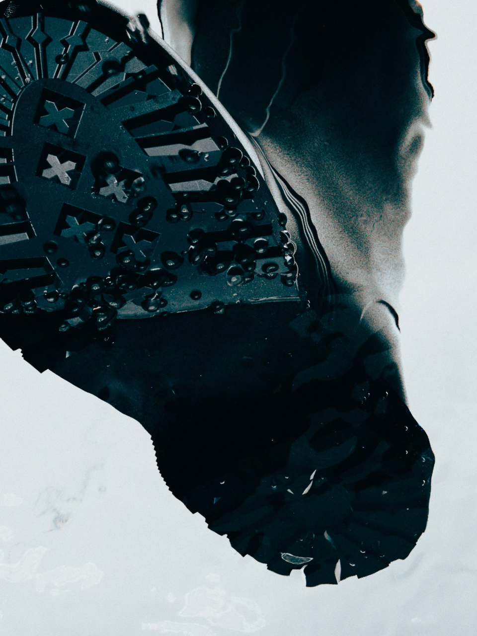 Dr. Martens初の完全防水のレインブーツ「1460 RAIN」が2025年 11/7 発売 (ドクターマーチン)