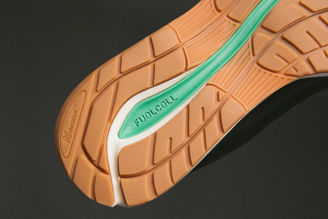 【2025年 11/15 & 11/27 発売】Up There × New Balance 991v2 Made in England (アップゼア ニューバランス)