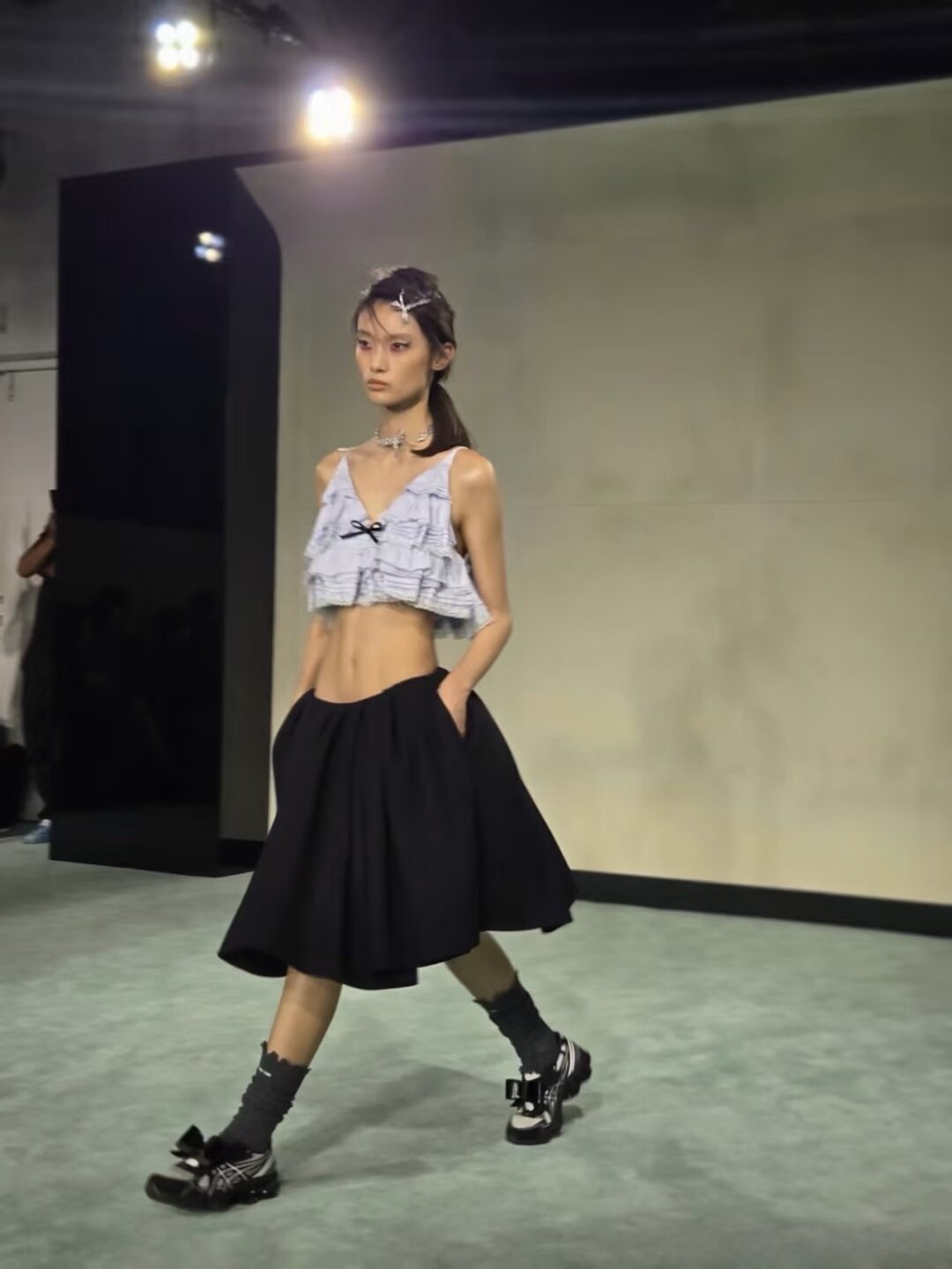 【2025年 12/5 & 12/11 発売】SHUSHU/TONG × ASICS GEL-KINETIC FLUENT 2025 FW (シュシュ/トング アシックス ゲルキネティック) [1203B021.020/1203A915.020]