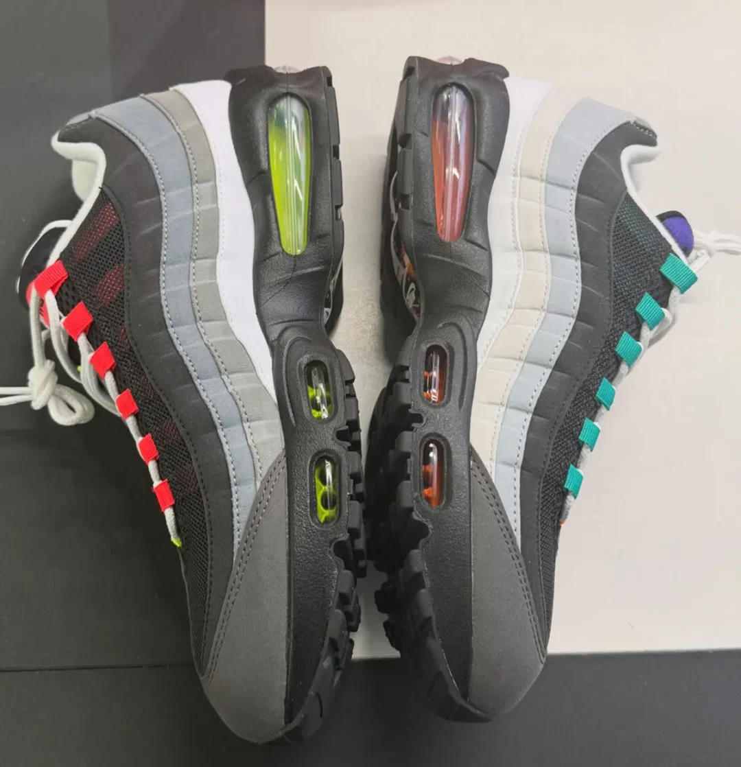 【2026年 秋 発売予定】NIKE AIR MAX 95 BIG BUBBLE PREMIUM “What The/GREEDY” (ナイキ エア マックス ビッグバブル プレミアム “ワット・ザ/グリーディ”) [IM2211-001]