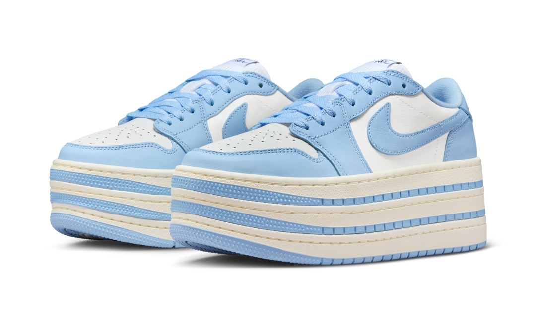 【2026年 発売予定】NIKE W AIR JORDAN 1 TRIPLE STACK “UNC/White/Psychic Blue” (ナイキ エア ジョーダン トリプルスタック “ホワイト/サイキックブルー”) [HV8288-402]