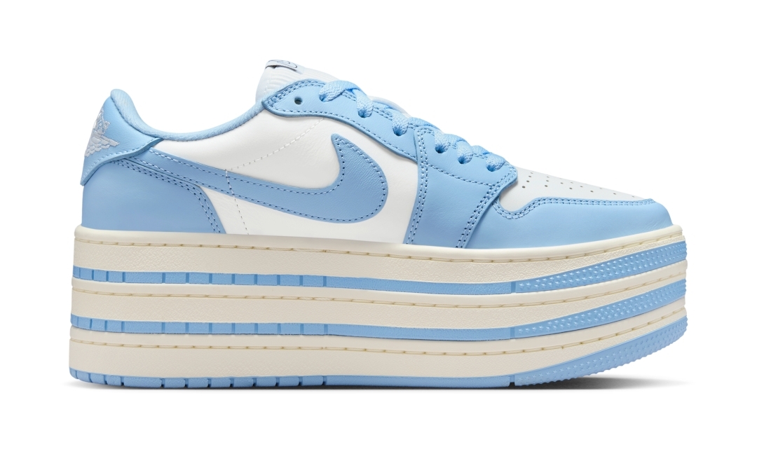 【2026年 発売予定】NIKE W AIR JORDAN 1 TRIPLE STACK “UNC/White/Psychic Blue” (ナイキ エア ジョーダン トリプルスタック “ホワイト/サイキックブルー”) [HV8288-402]