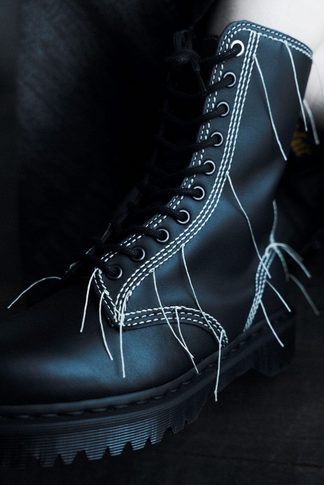 Dr. Martens × Y’s 最新コラボコレクションが2025年 12/12 発売 (ドクターマーチン ワイズ ヨウジヤマモト)